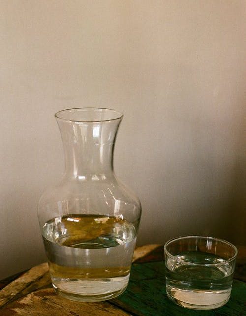 Des bouteilles en verre pour présenter vos boissons et liqueurs
